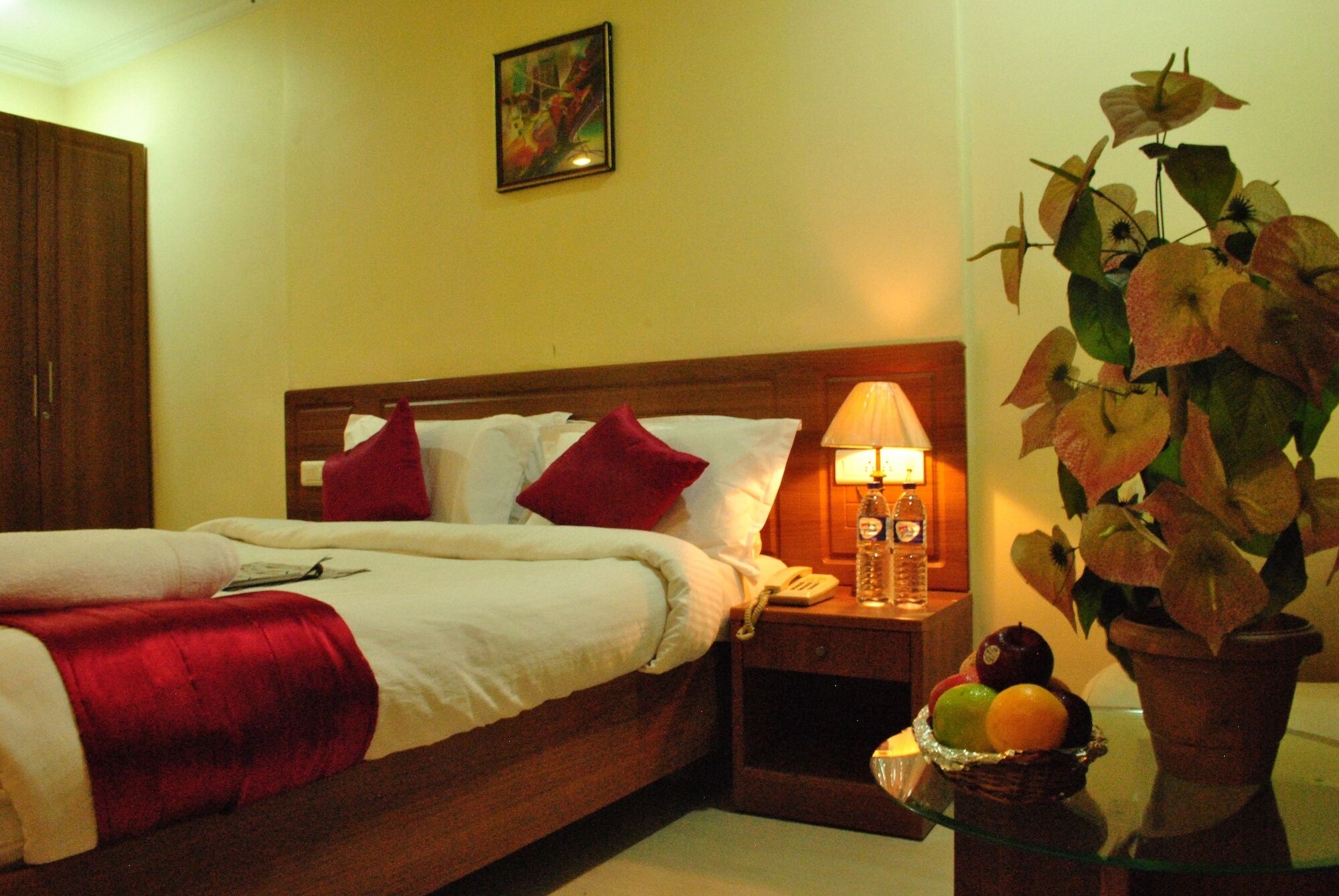 Hotel Sona'S Tiruchirappalli Exteriör bild