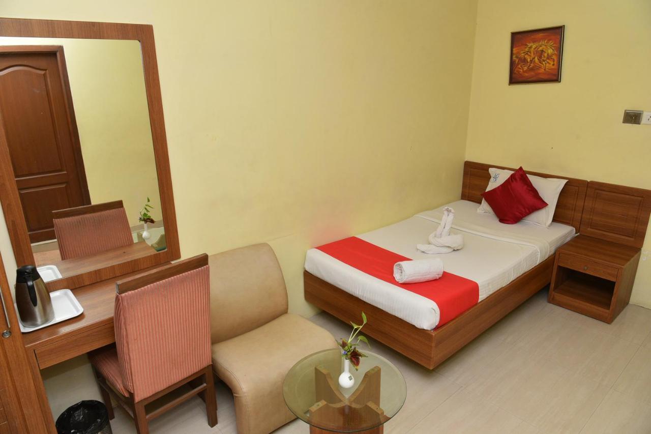 Hotel Sona'S Tiruchirappalli Exteriör bild