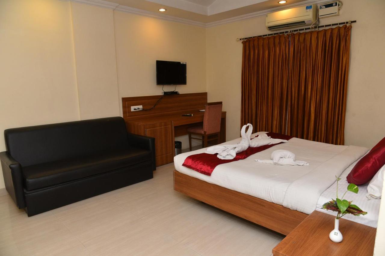 Hotel Sona'S Tiruchirappalli Exteriör bild