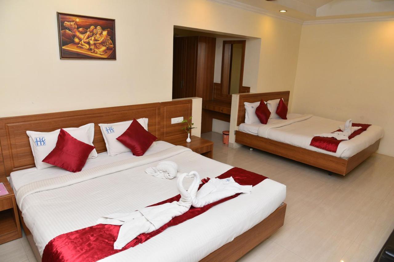 Hotel Sona'S Tiruchirappalli Exteriör bild