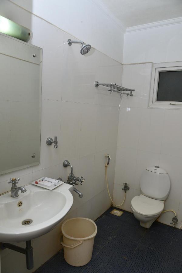 Hotel Sona'S Tiruchirappalli Exteriör bild