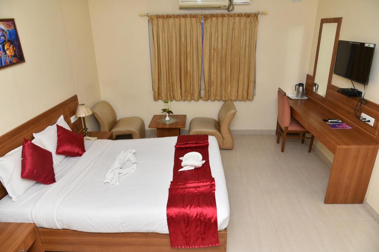 Hotel Sona'S Tiruchirappalli Exteriör bild